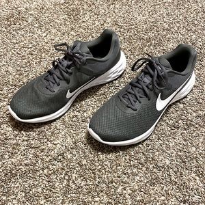 ‼️SOLD‼️Nike Running Shoes 12